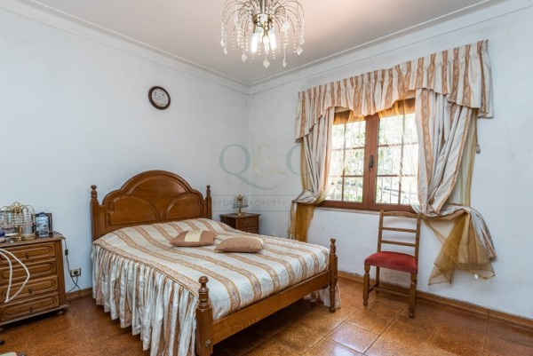 4 Bed  Villa For Sale