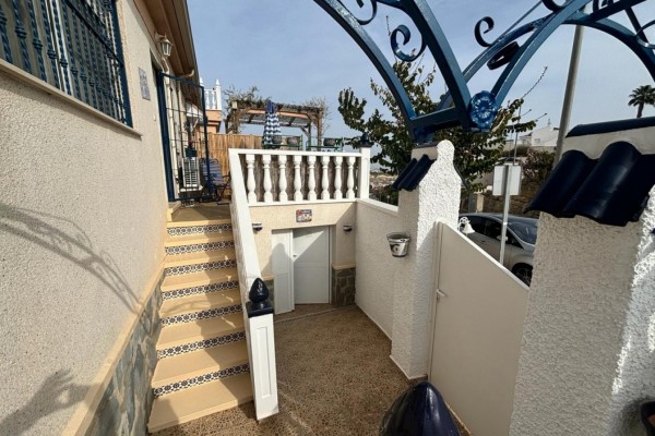 2 Bed  Townhouse For Sale
